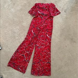 Floral jumpsuit! Only available until 10/12